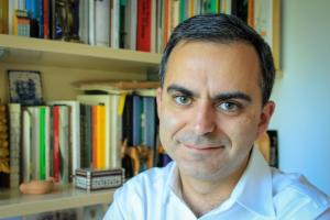 Patricio Fernandez Awarded Tenure article image