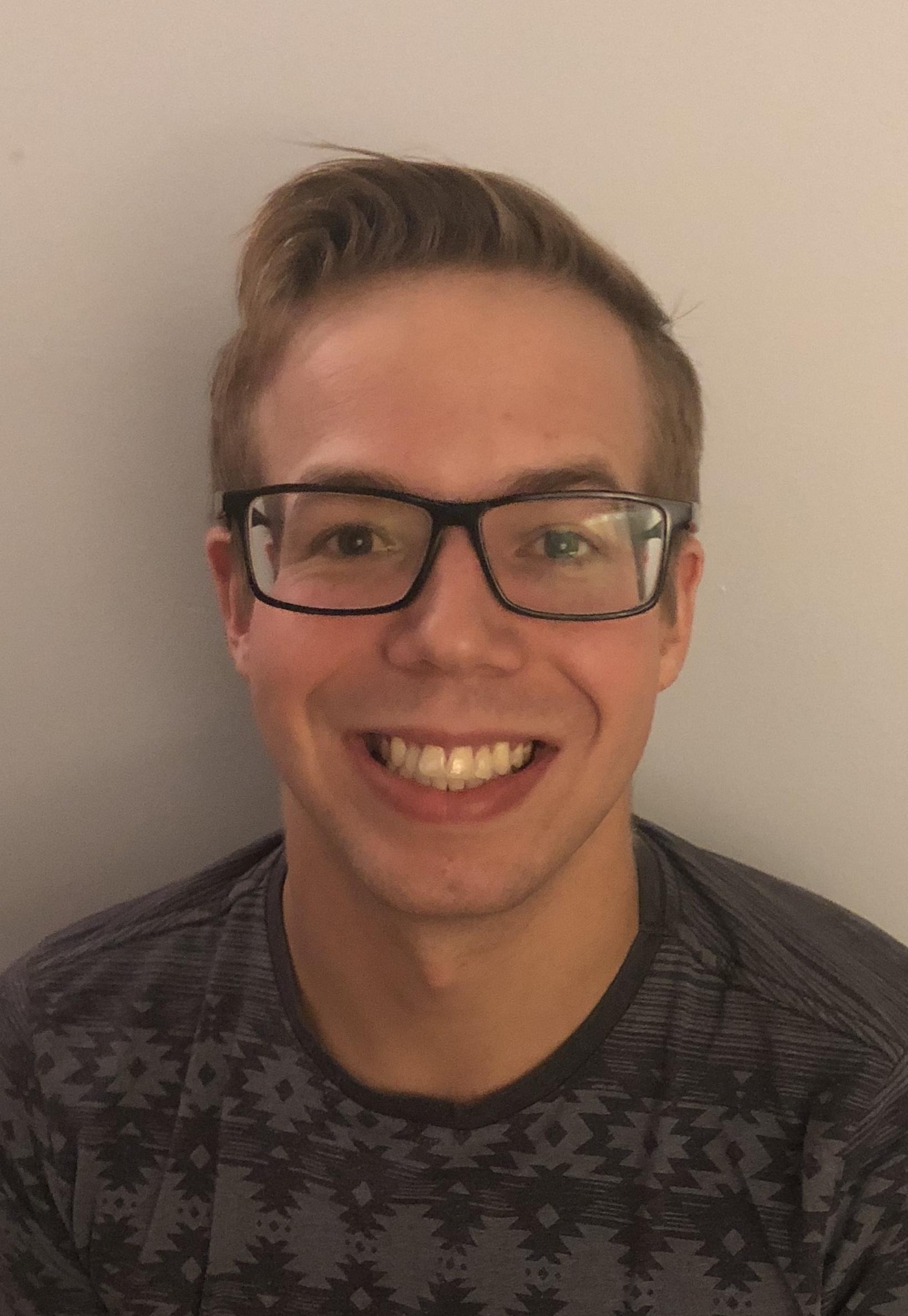 Headshot of Jordan Neidlinger