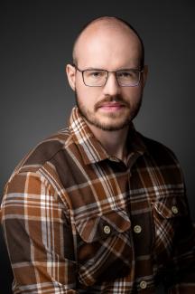 Lee Hristienko headshot